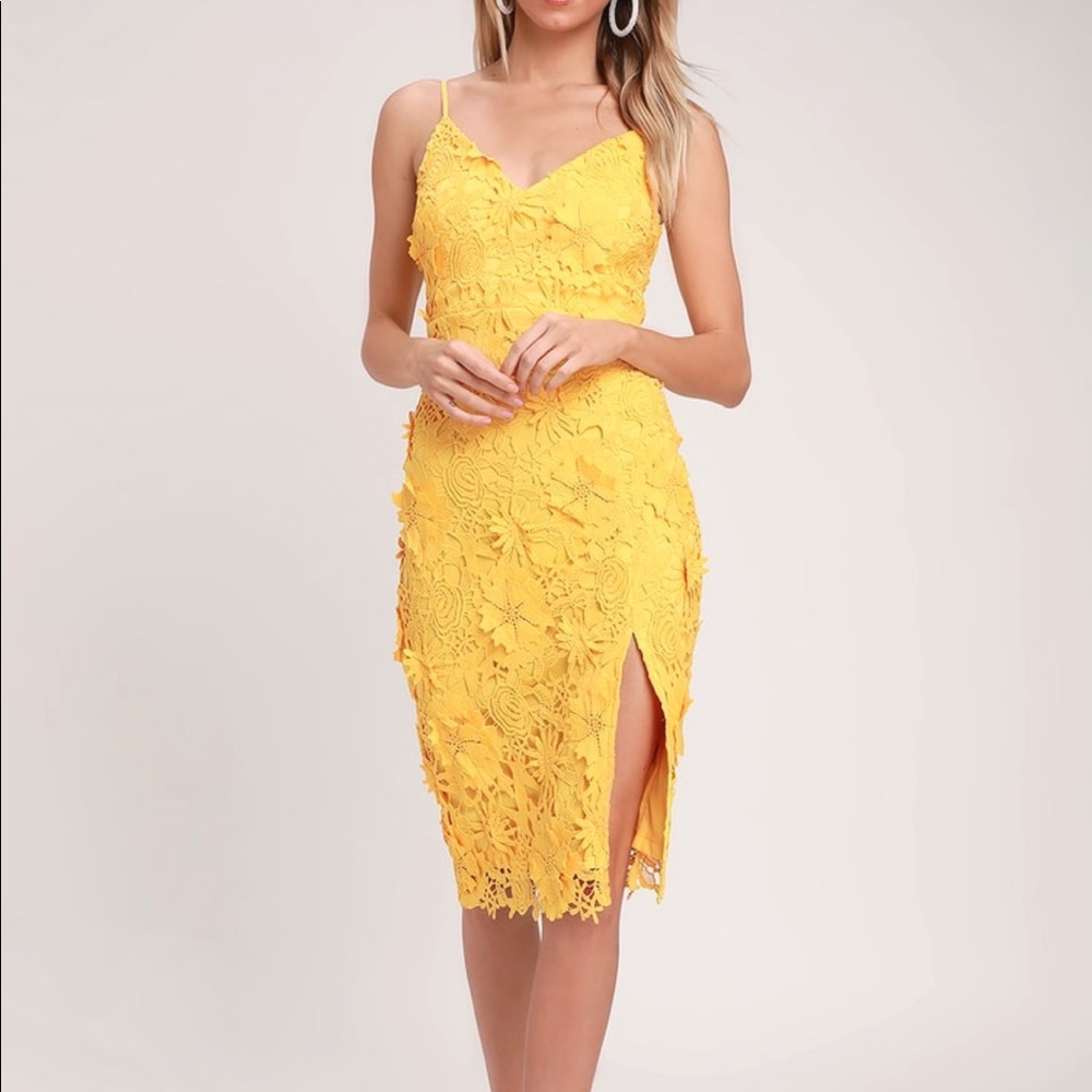 Lulu's yellow lace dress